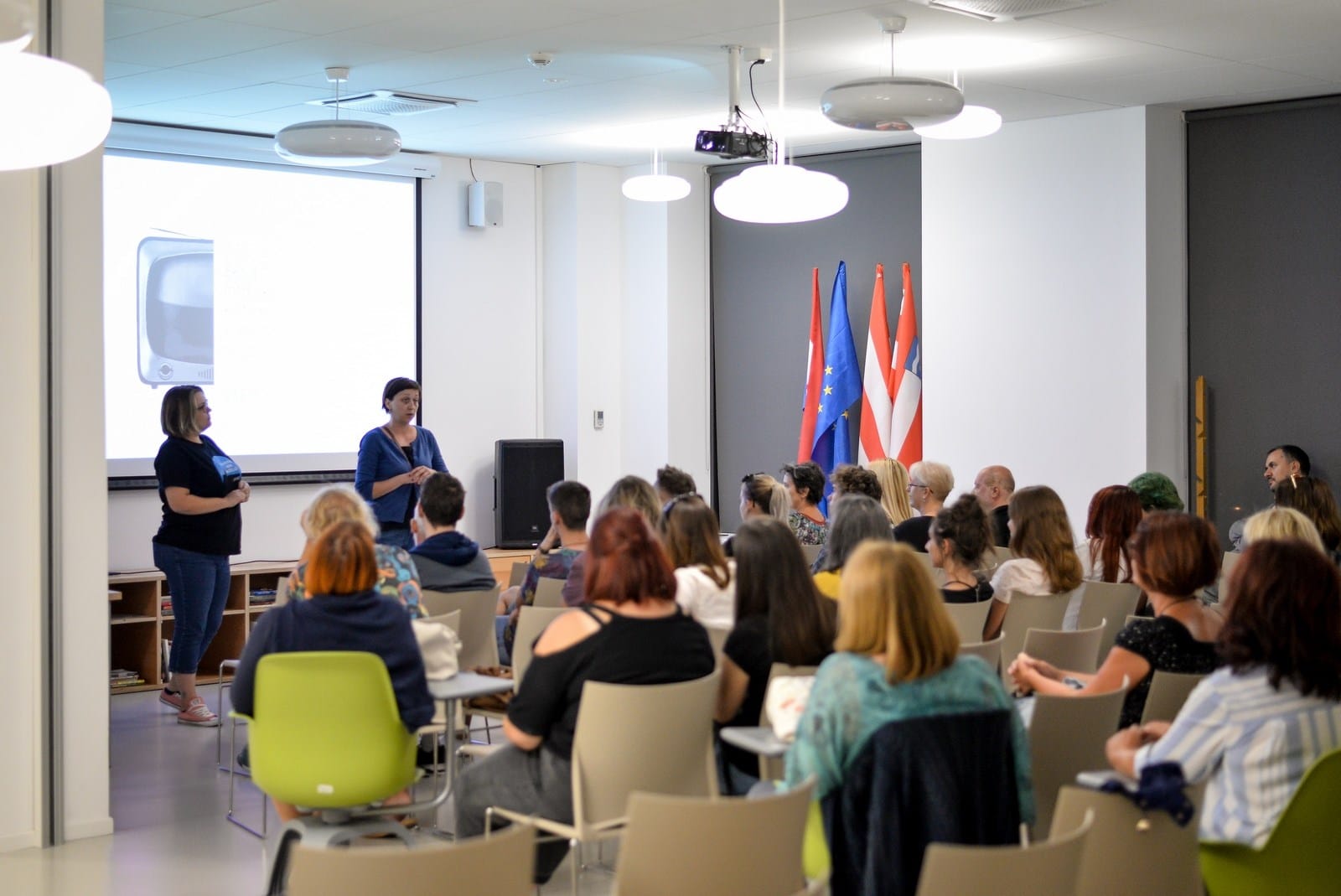 Raspored predavanja na seminarskim programima 22. ŠMK